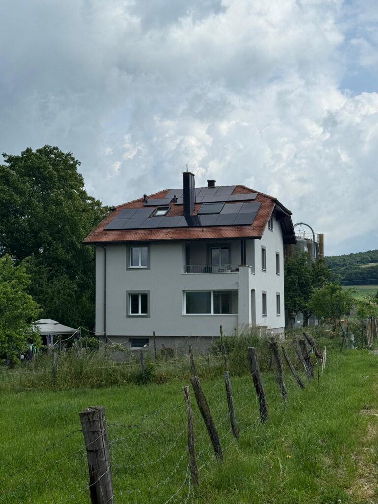 PHOTO 2025 05 21 11 22 28